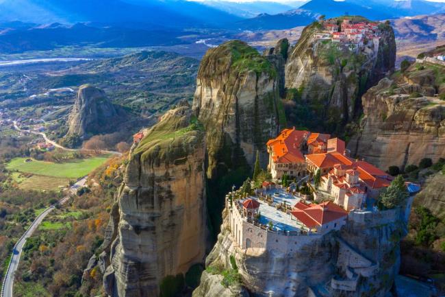 38-facts-a<em></em>bout-meteora-monasteries