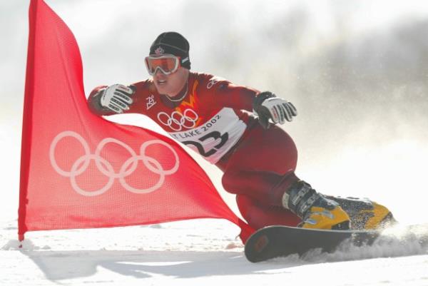 Ryan Wedding of Canada competes in the qualifying round of the men's parallel giant slalom snowboarding event during the Salt Lake City Winter Olympic Games at the Park City Mountain Resort in Park City, Utah. (Adam Pretty/Getty Images)