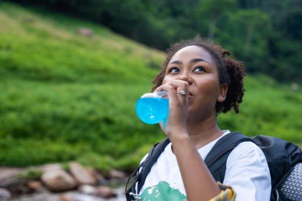 There's a reason your electrolyte drink probably has carbohydrates in it: They help your body absorb water.